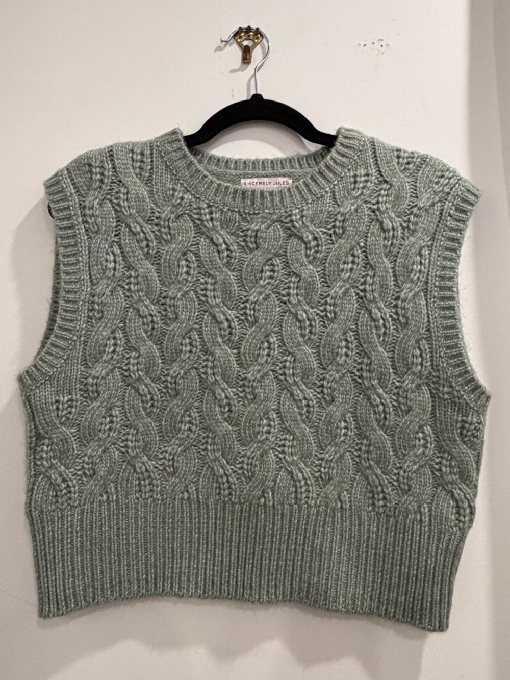 Sincerely Jules Women’s Green Cable Knit Sweater Vest (Size S)